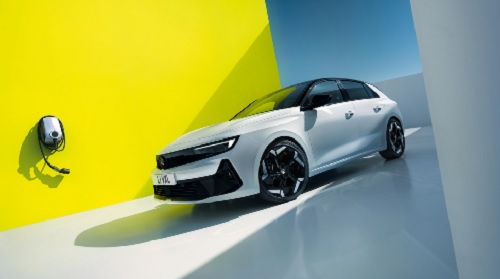 Vauxhall reveals new Astra GSe and new Astra Sports Tourer GSe