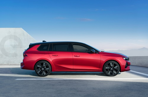 New Vauxhall Astra Electric and Astra Sports Tourer Electric