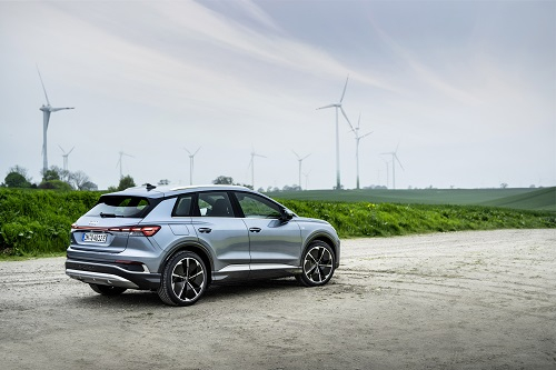 Q4 Sportback e-tron